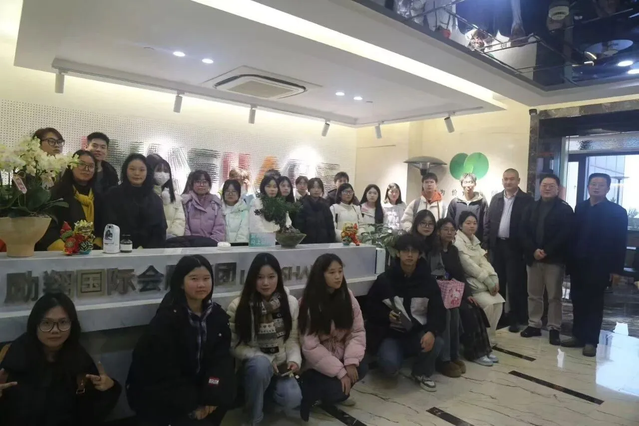 107e61e25db977e69909286ffdabaf17